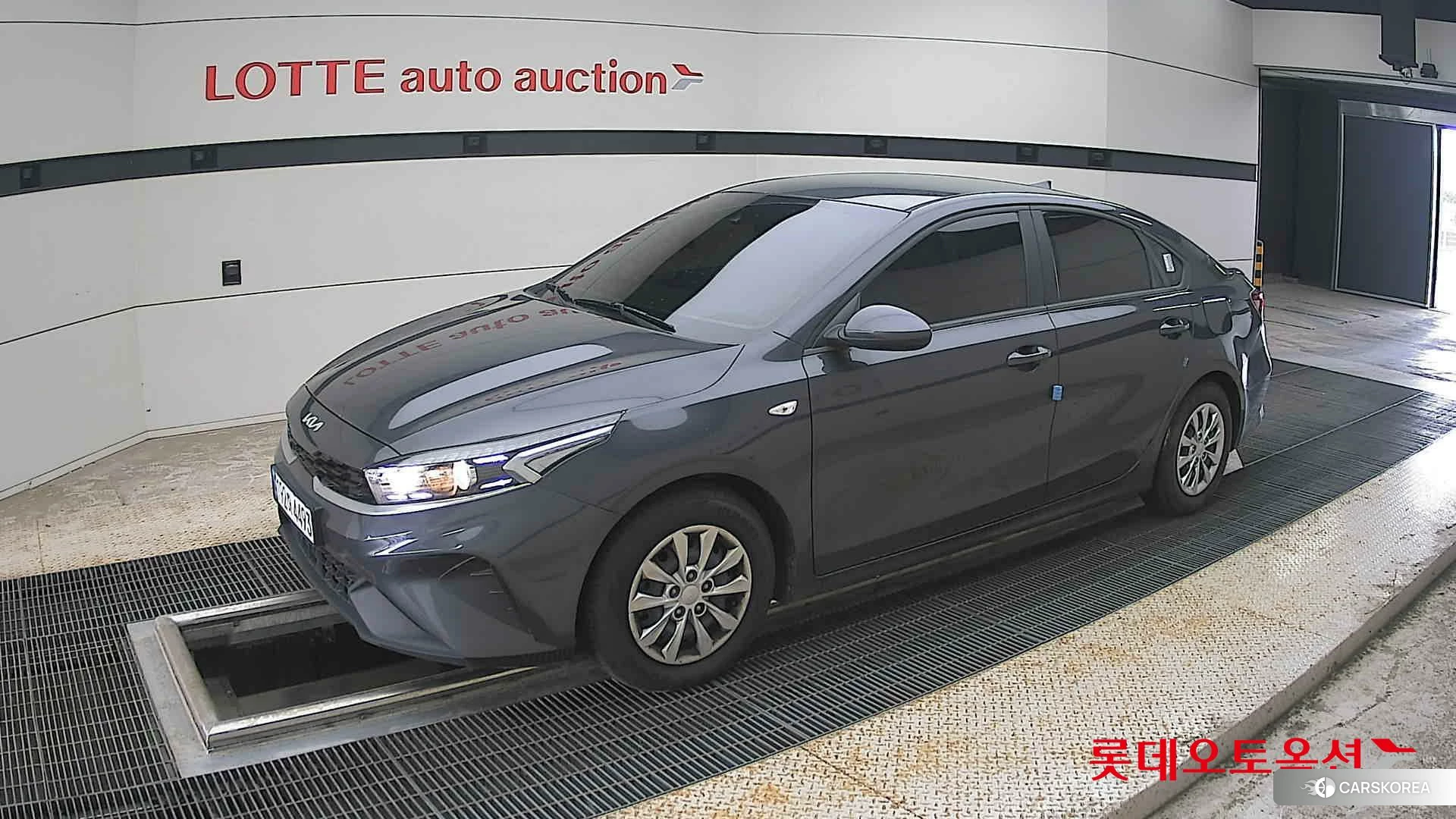 Kia K3 2023 Platinium Graphite из Кореи, фото 4