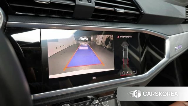 Audi Q3 (F3) 2020 Белый из Кореи, фото 4