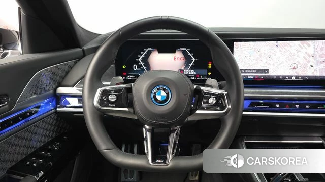BMW 7 Series (G70) 2023 Черный из Кореи, фото 4