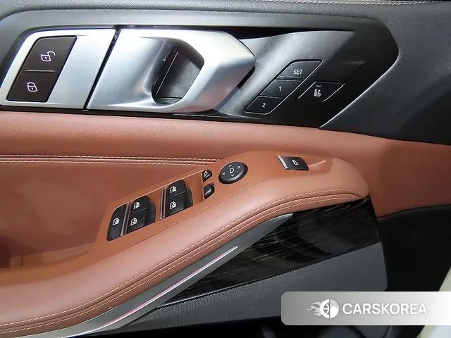 BMW X5 (G05) 2024 Белый из Кореи, фото 4