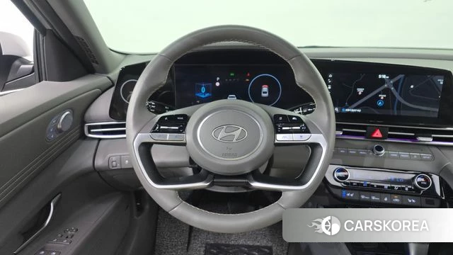 Hyundai The New Avante (CN7) 2023 Серебристо-серый из Кореи, фото 4