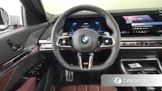 BMW 7 Series (G70) 2024 Серый из Кореи, фото 4