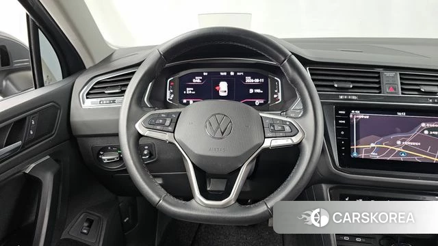 Volkswagen Tiguan second Generation 2022 Серый из Кореи, фото 4