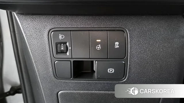 Hyundai Staria 2021 Серебряный из Кореи, фото 4