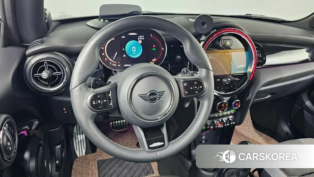 Mini Cooper S 2023 Черный из Кореи, фото 4