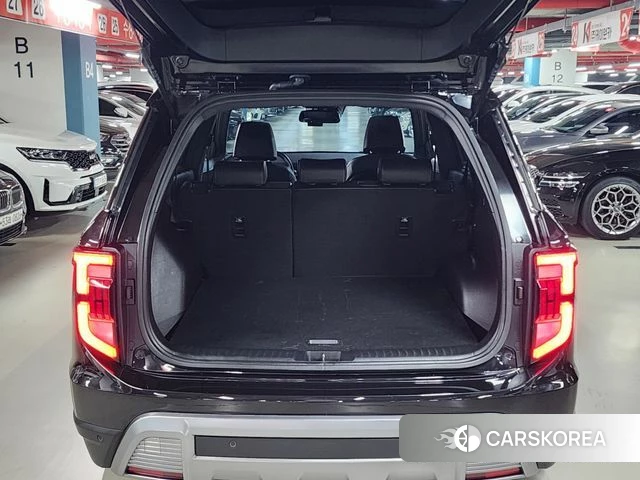 Ssangyong Torres 2023 Черный из Кореи, фото 4