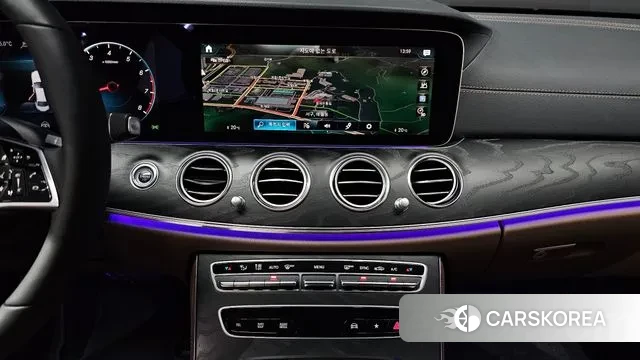 Mercedes-Benz E-Class W213 2023 Серый из Кореи, фото 4