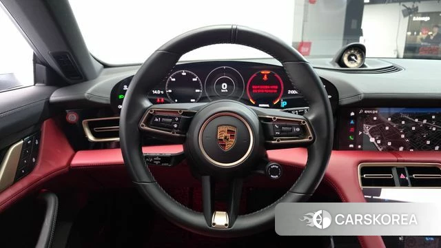 Porsche Taycan 2022 Белый из Кореи, фото 4
