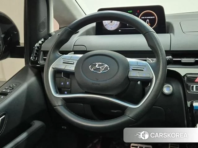 Hyundai Staria 2024 Серебряный из Кореи, фото 4