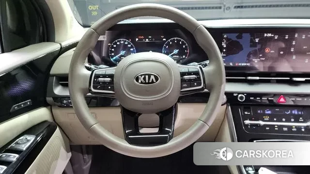 Kia Carnival 4th generation id 3660522 из Кореи 4