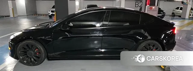 Tesla Model 3 2022 Черный из Кореи, фото 4