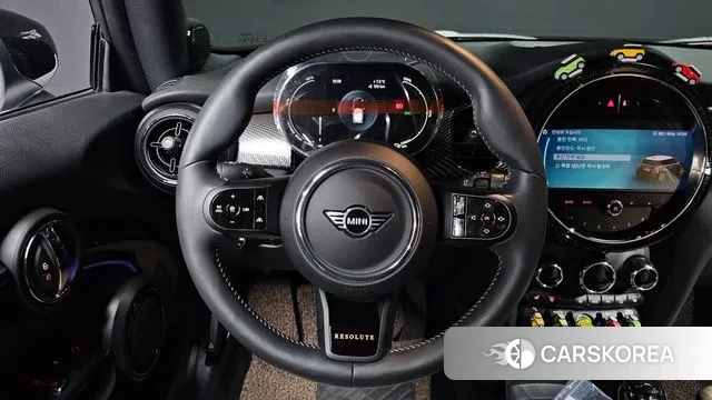 Mini Cooper Electric 2023 Белый из Кореи, фото 4