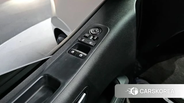 Hyundai Staria 2021 Белый из Кореи, фото 4