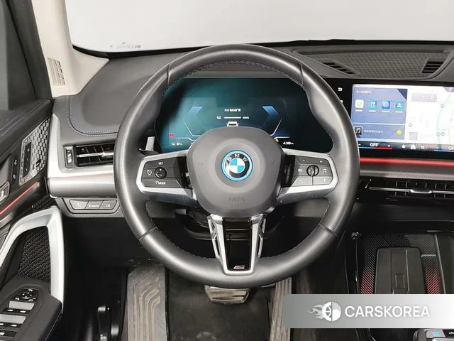 BMW iX1 2025 Белый из Китая, фото 4