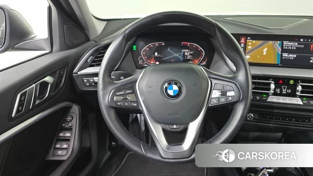 BMW 1 Series (F40) 2022 Черный из Кореи, фото 4