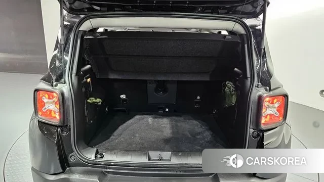 Jeep Renegade 2022 Черный из Кореи, фото 4