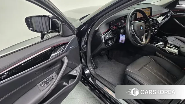 BMW 5 Series (G30) 2020 Черный из Кореи, фото 4