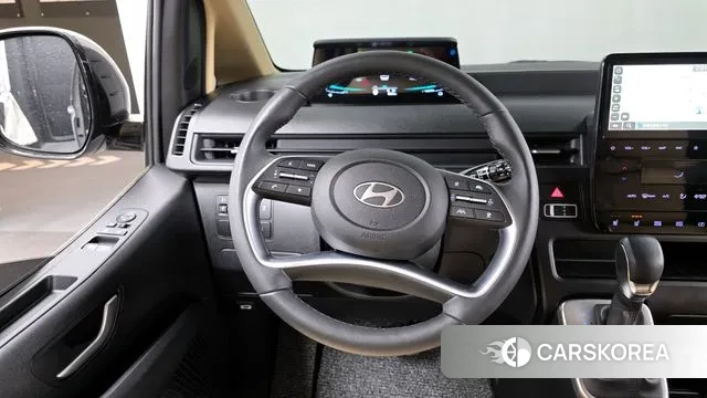Hyundai Staria 2025 Серебряный из Кореи, фото 4