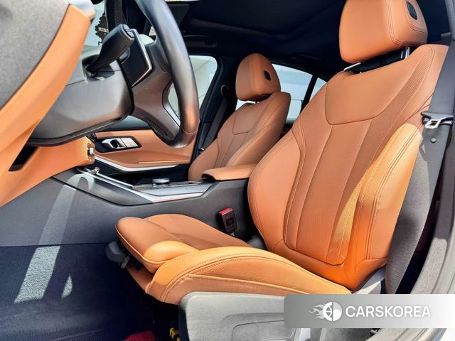 BMW 3 Series (G20) 2023 Цвет галактики из Кореи, фото 4