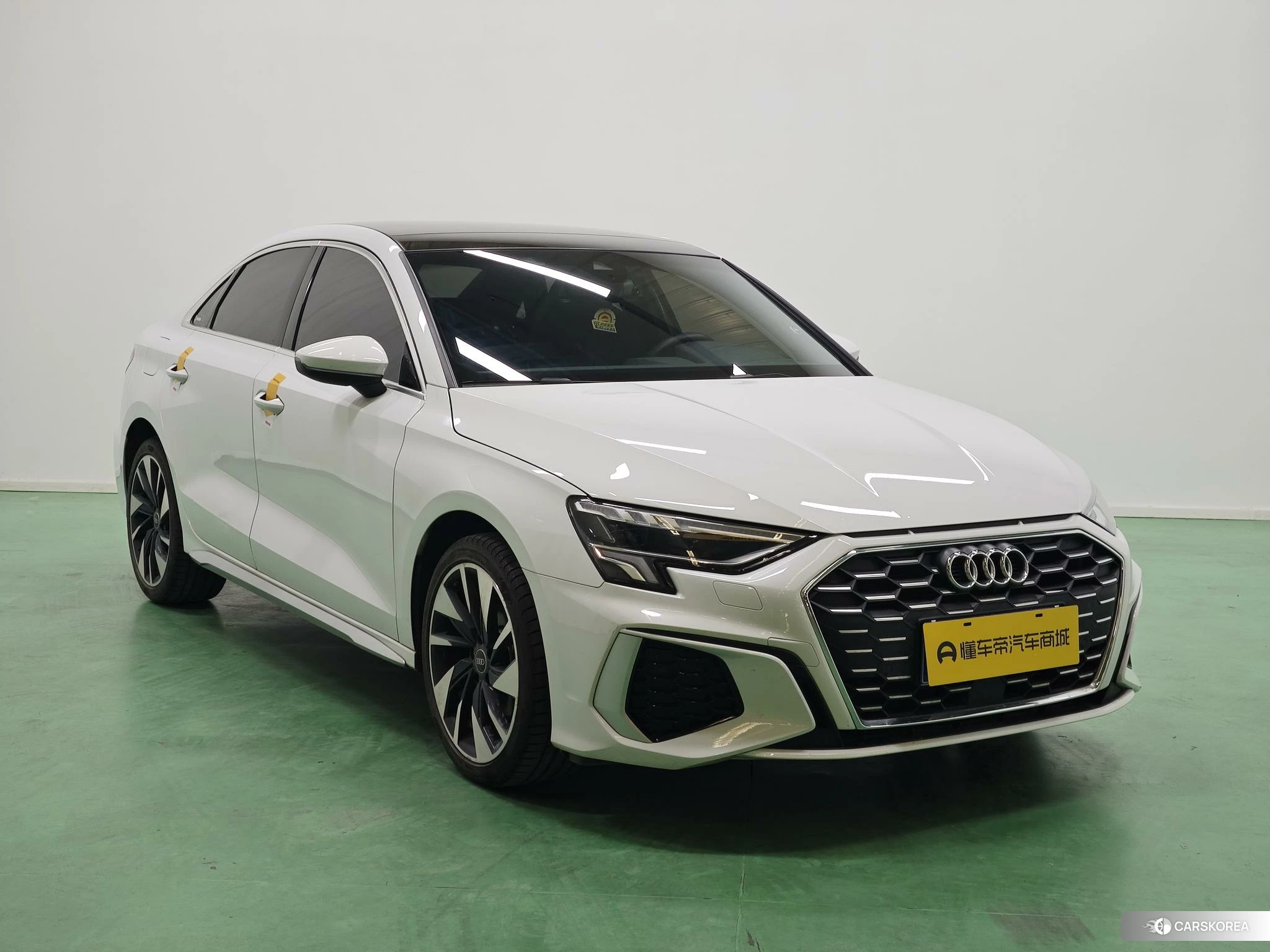 Audi A3 2022 Белый из Китая, фото 4