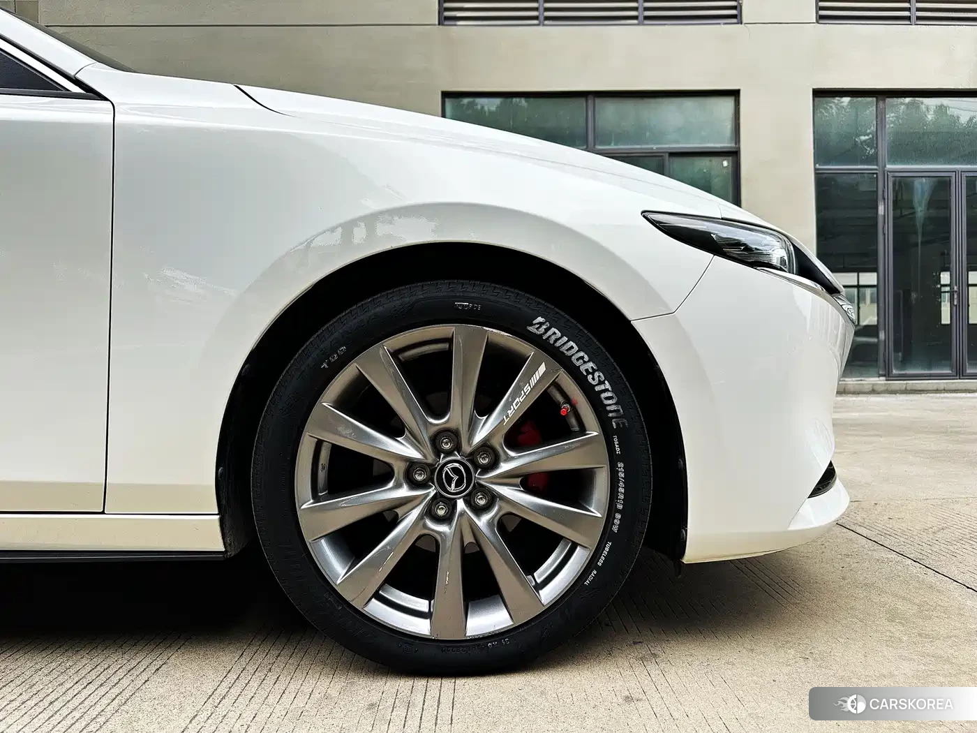 Mazda 3 2022 Белый из Китая, фото 4