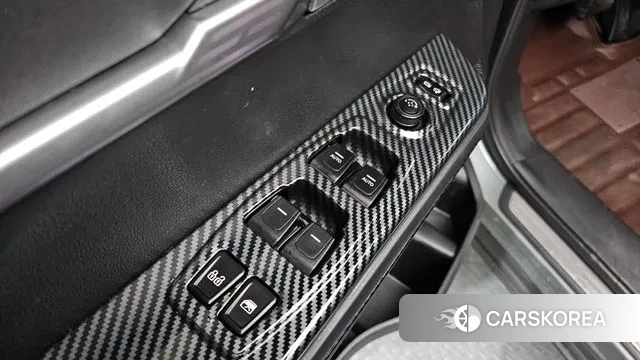 Ssangyong Torres 2023 Темно-зеленый из Кореи, фото 4