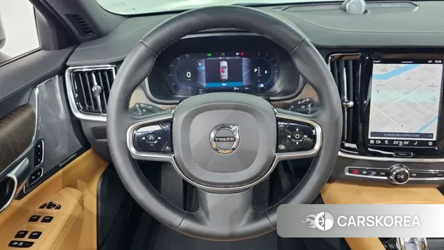 Volvo V90 Cross-Country 2022 Белый из Кореи, фото 4