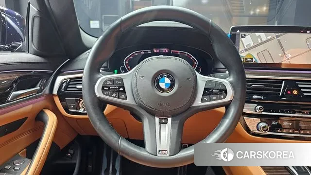 BMW 5 Series (G30) 2021 Черный из Кореи, фото 4