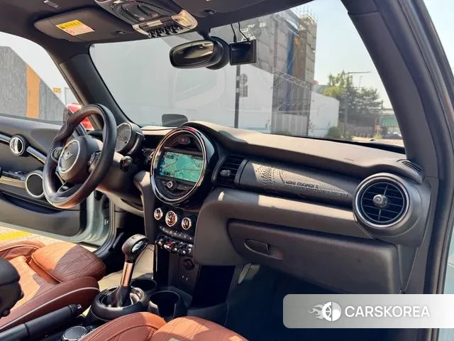 Mini Cooper S 2019 Небесно-голубой из Кореи, фото 4