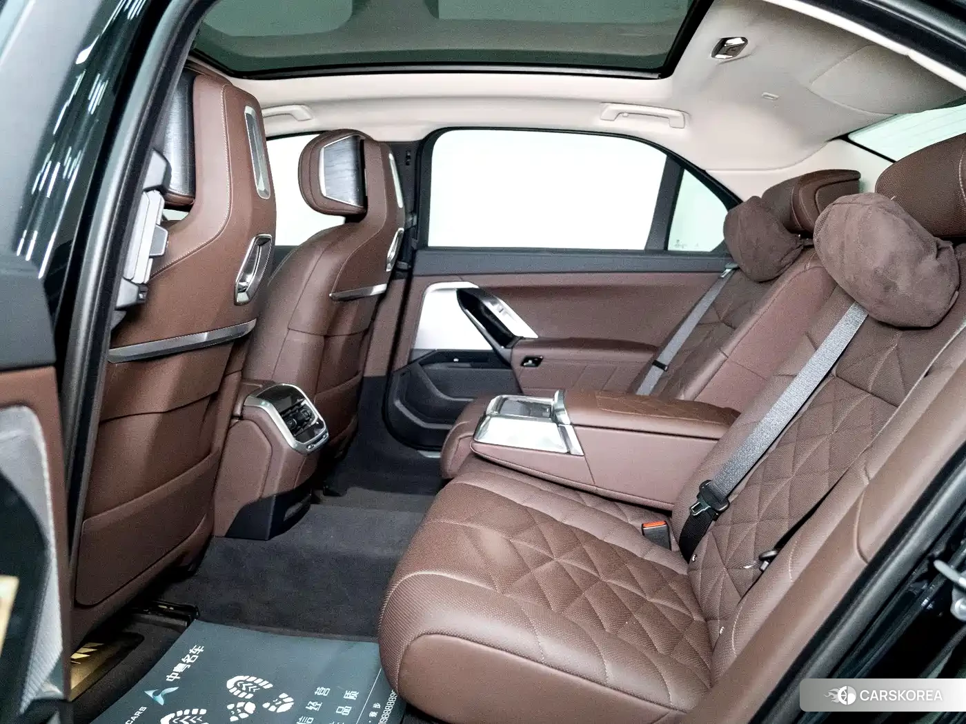 BMW 7 series 2025 Черный из Китая, фото 4
