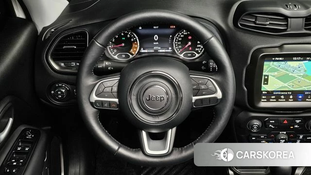 Jeep Renegade 2023 Белый из Кореи, фото 4