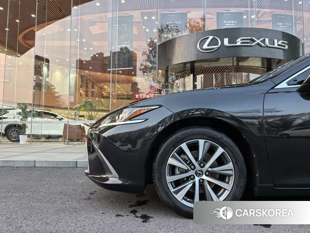 Lexus ES 2021 Черный из Китая, фото 4