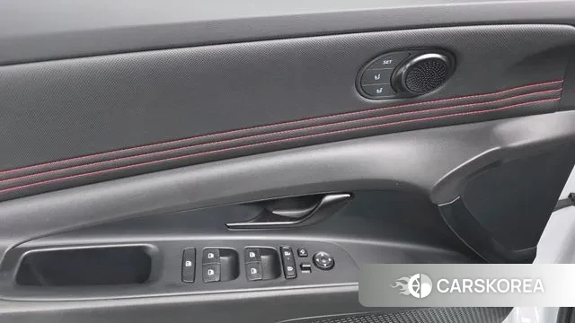 Hyundai The New Avante (CN7) 2024 Белый из Кореи, фото 4