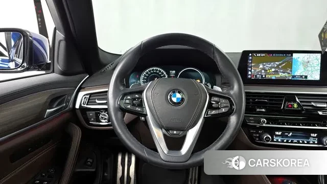 BMW 5 Series (G30) 2018 Синий из Кореи, фото 4