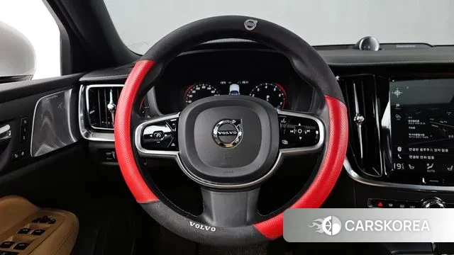 Volvo S60 3rd generation 2020 Белый из Кореи, фото 4