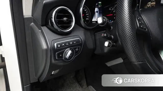 Mercedes-Benz GLC-Class X253 2019 Белый из Кореи, фото 4