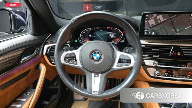 BMW 5 Series (G30) 2021 Черный из Кореи, фото 4