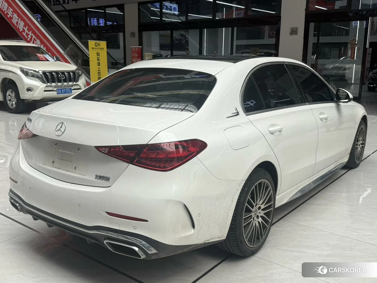 Mercedes-Benz Class C 2022 Белый из Китая, фото 4