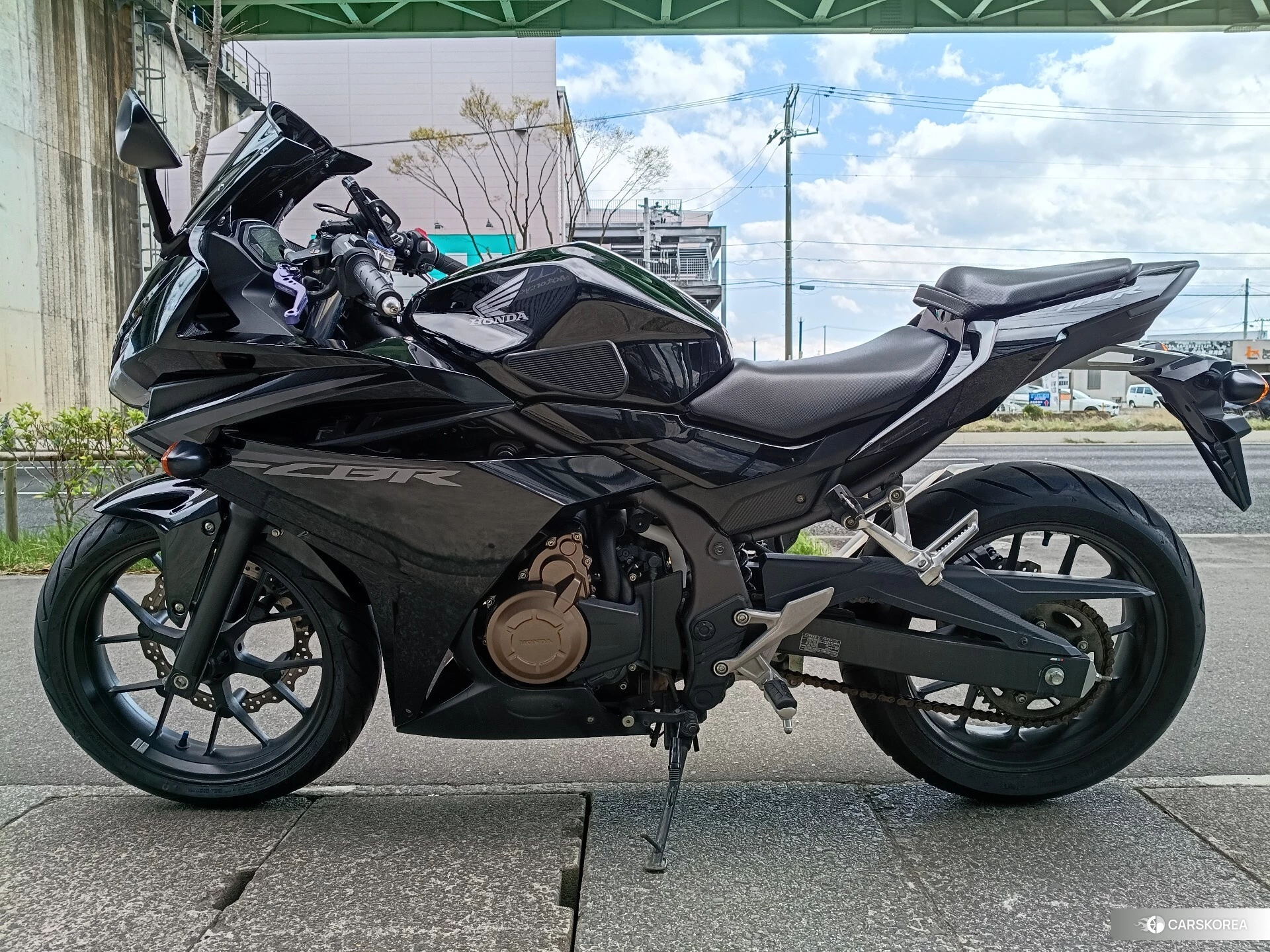 Проданный Honda CBR400R id 3948004 из Японии