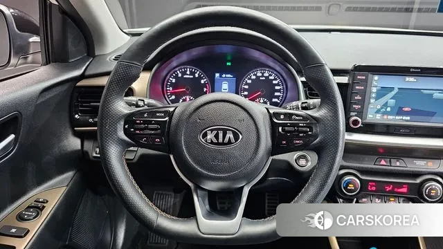 Kia Stonic 2018 Белый из Кореи, фото 4