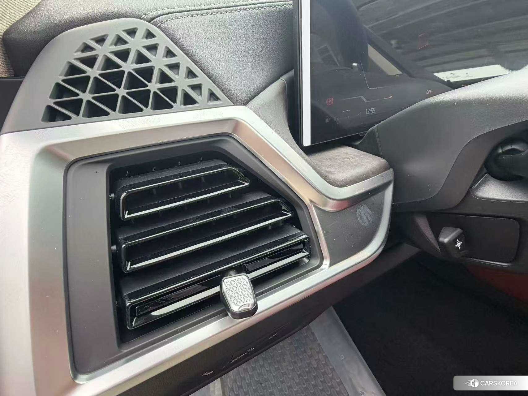 BMW X5 2026 Черный из Китая, фото 4