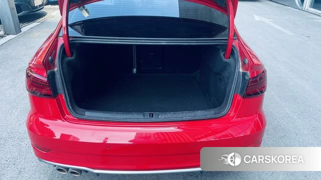 Audi A3 2020 Красный из Китая, фото 4