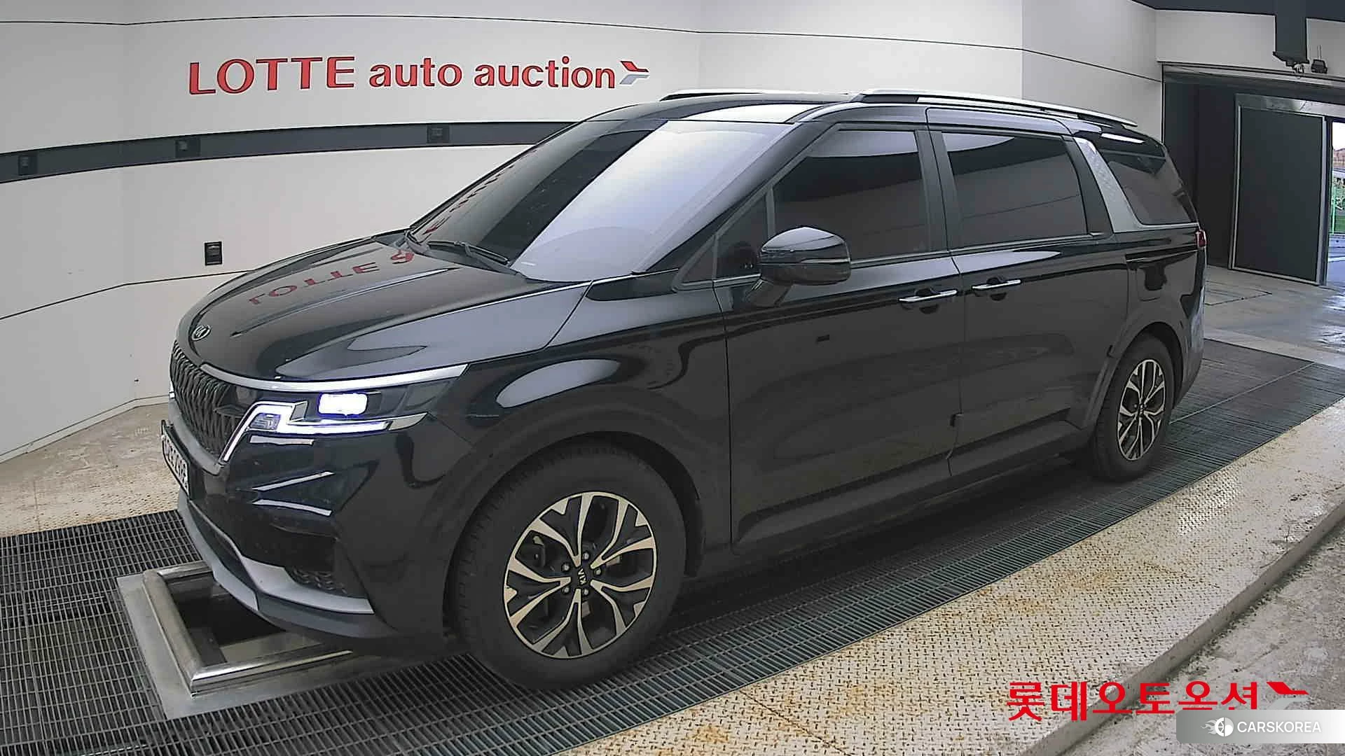 Kia Carnival 2021 Aurora Black Pearl из Кореи, фото 4