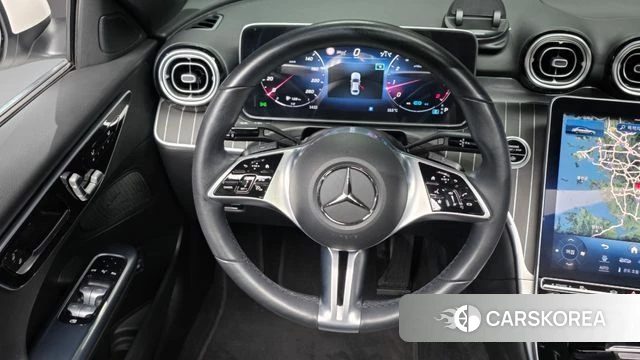 Mercedes-Benz C-Class W206 2022 Белый из Кореи, фото 4