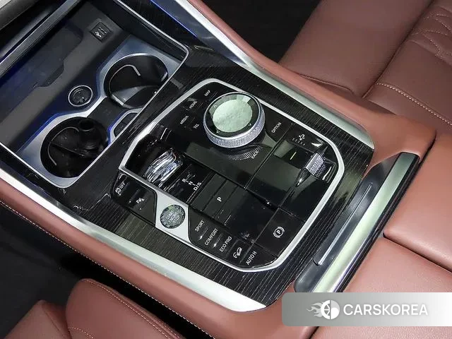 BMW X6 (G06) 2025 Черный из Кореи, фото 4