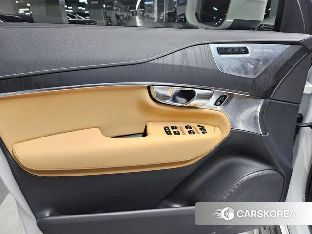 Volvo XC90 second Generation 2022 Белый из Кореи, фото 4
