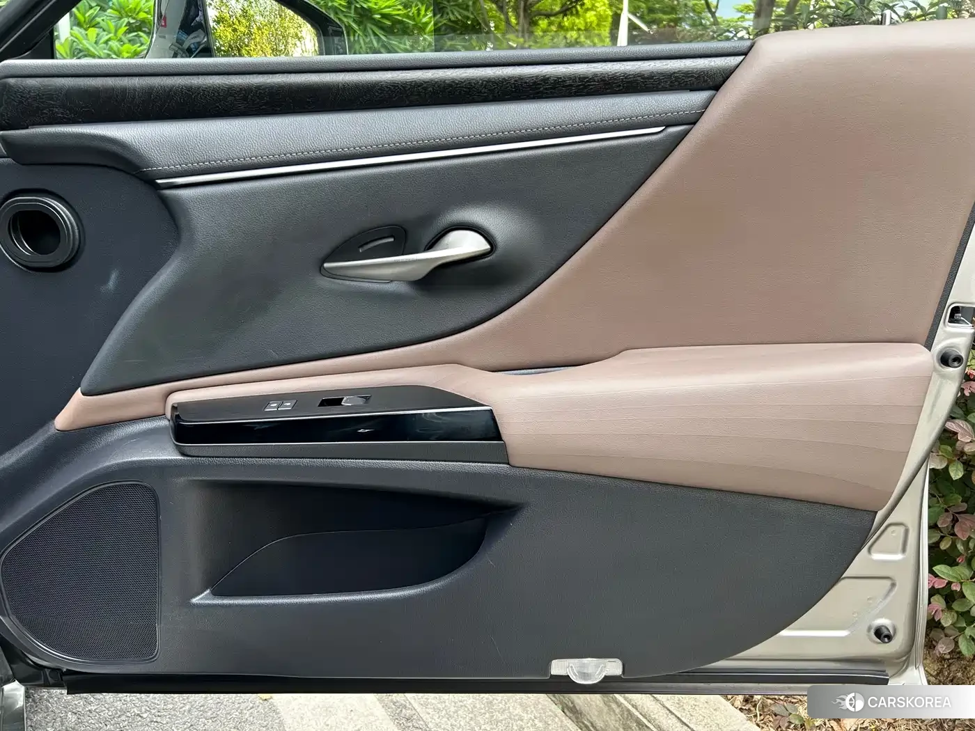 Lexus ES 2022 Silver/gray из Китая, фото 4