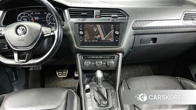 Volkswagen Tiguan Allspace 2018 Белый из Кореи, фото 4
