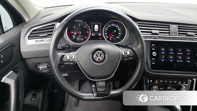 Volkswagen Tiguan second Generation 2020 Синий из Кореи, фото 4