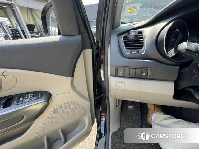 Kia The New Carnival 2019 Черный из Кореи, фото 4